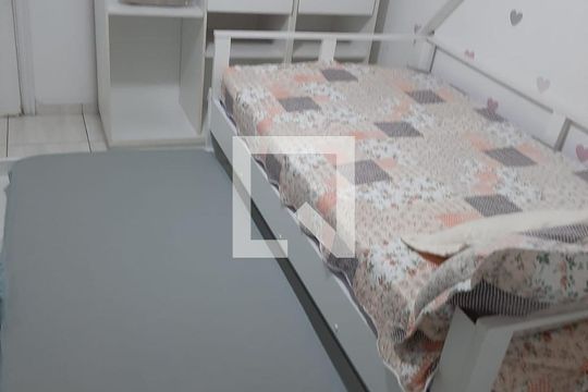 Quarto de apartamento para alugar com 3 quartos, 190m² em Canto do Forte, Praia Grande