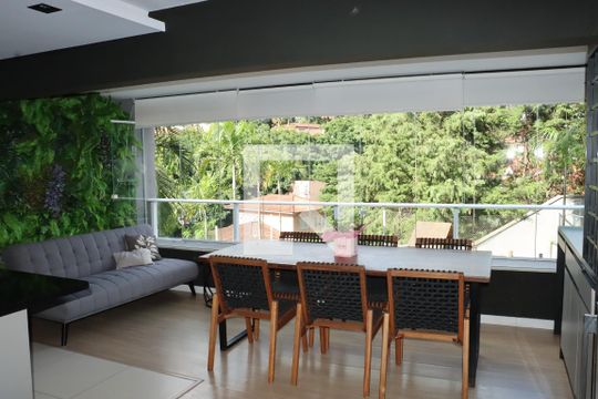 Apartamento para alugar com 3 quartos, 106m² em Granja Viana, Cotia