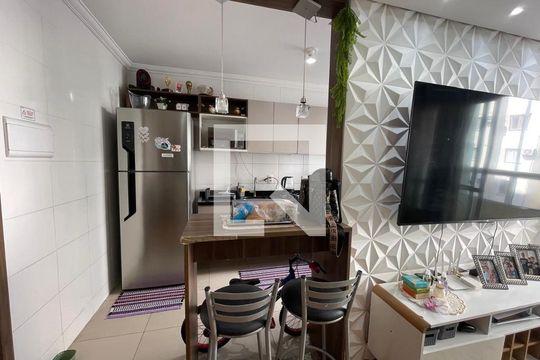 Apartamento à venda com 2 quartos, 46m² em Vila Rosa, Novo Hamburgo