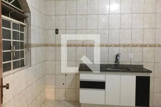 Cozinha de casa para alugar com 4 quartos, 360m² em Cinquentenario, Belo Horizonte