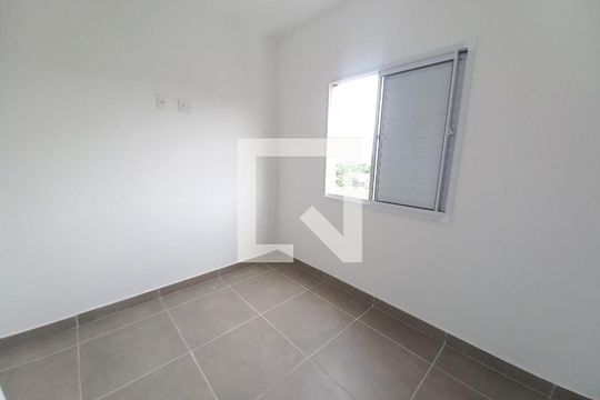 Quarto 2 de apartamento para alugar com 1 quarto, 40m² em Catiapoã, São Vicente