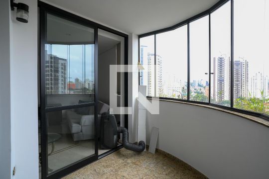 Varanda de apartamento para alugar com 3 quartos, 150m² em Jardim da Saúde, São Paulo