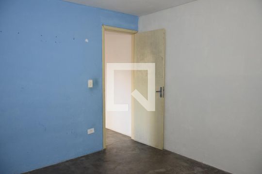 Quarto de casa para alugar com 1 quarto, 60m² em Parque Novo Santo Amaro, Embu das Artes