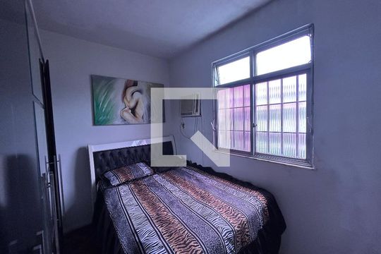 Quarto 1 de apartamento para alugar com 2 quartos, 80m² em Guadalupe, Rio de Janeiro
