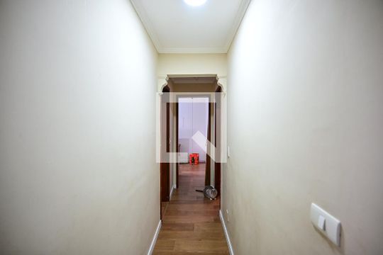 Corredor de apartamento à venda com 3 quartos, 74m² em Horto do Ype, São Paulo