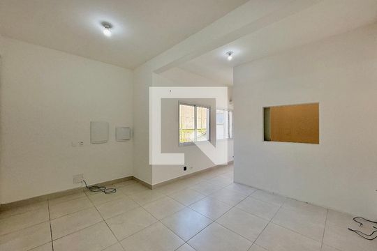 Casa para alugar com 5 quartos, 180m² em Brooklin, São Paulo