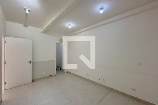 Casa para alugar com 5 quartos, 180m² em Brooklin, São Paulo