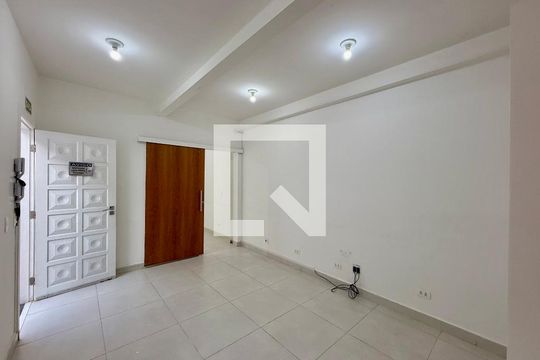 Casa para alugar com 5 quartos, 180m² em Brooklin, São Paulo