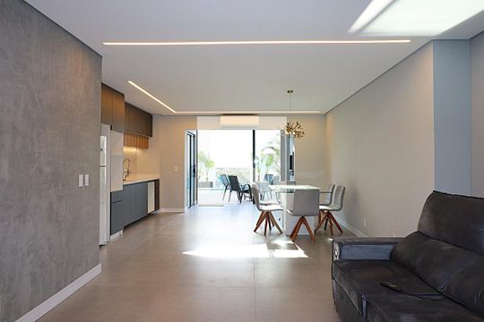 Casa à venda com 3 quartos, 132m² em São Sebastião, Porto Alegre
