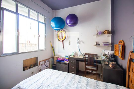 Quarto 1 de apartamento à venda com 3 quartos, 65m² em Olaria, Rio de Janeiro