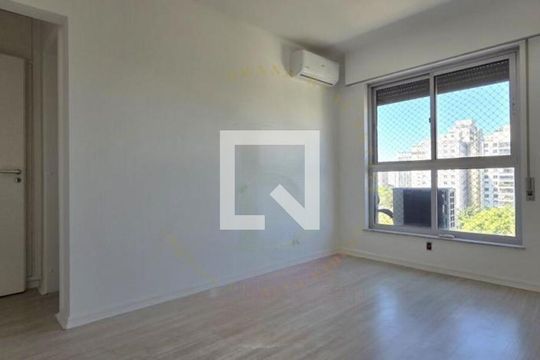 Apartamento à venda com 3 quartos, 240m² em Pinheiros, São Paulo