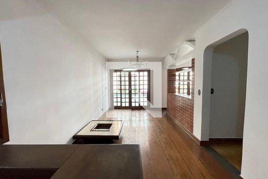 Sala de casa à venda com 4 quartos, 272m² em Adalgisa, São Paulo