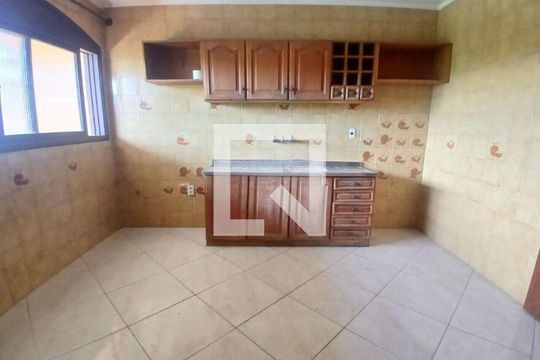 Casa para alugar com 3 quartos, 280m² em Sarandi, Porto Alegre