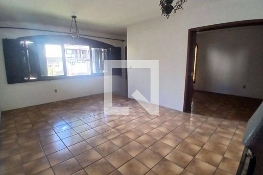 Casa para alugar com 3 quartos, 280m² em Sarandi, Porto Alegre