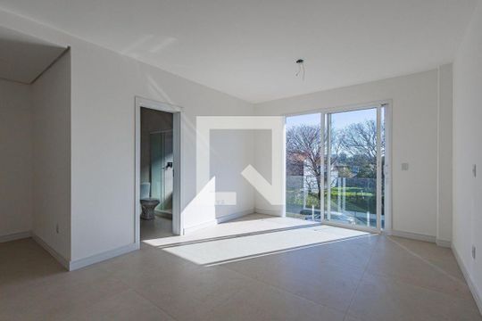 Quarto 2 de casa de condomínio para alugar com 3 quartos, 195m² em Jardim Itu, Porto Alegre