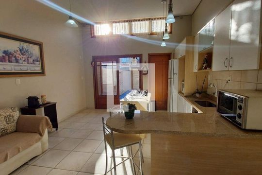 Sala / Cozinha  de casa de condomínio à venda com 4 quartos, 200m² em Partenon, Porto Alegre