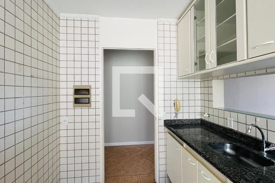 Apartamento à venda com 3 quartos, 75m² em Jardim das Paineiras, Campinas
