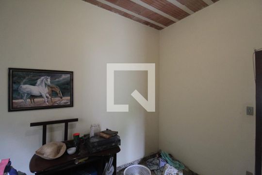 Quarto 1 de casa à venda com 3 quartos, 360m² em Copacabana, Belo Horizonte