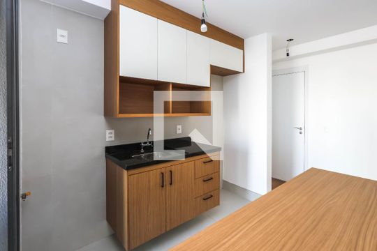 Cozinha de apartamento à venda com 2 quartos, 75m² em Sacoma, São Paulo