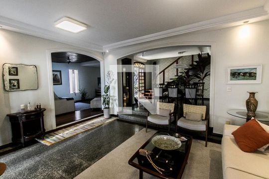 Sala 1  de casa para alugar com 5 quartos, 300m² em Jardim Armação, Salvador