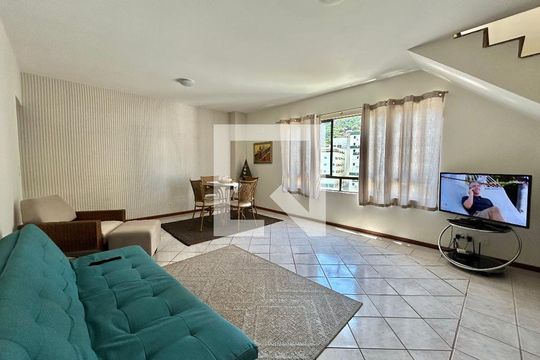 Sala de apartamento para alugar com 4 quartos, 240m² em Centro, Florianópolis