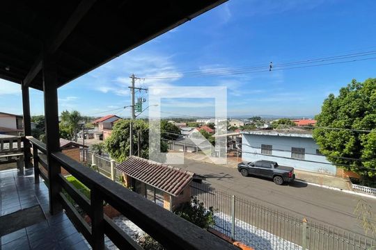 Casa à venda com 3 quartos, 126m² em Canudos, Novo Hamburgo