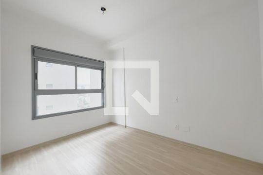 Suíte de apartamento para alugar com 2 quartos, 61m² em Bela Vista, Osasco