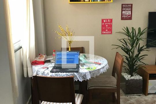 Sala de apartamento à venda com 2 quartos, 50m² em República, São Paulo