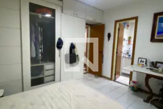 Quarto de casa de condomínio para alugar com 4 quartos, 140m² em Itapuã, Salvador