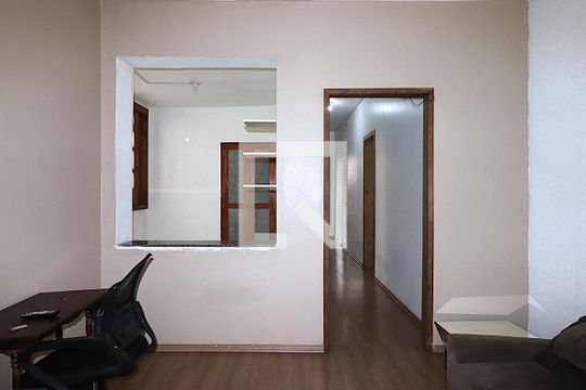 Apartamento à venda com 2 quartos, 70m² em Santa Cecília, Porto Alegre