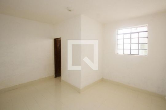 Casa à venda com 1 quarto, 250m² em Jardim Monte Azul, São Paulo