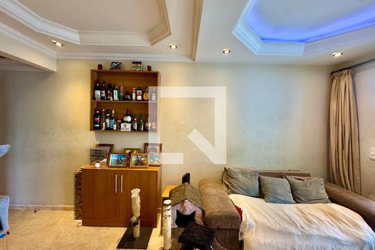 Sala de apartamento à venda com 3 quartos, 76m² em Gopouva, Guarulhos