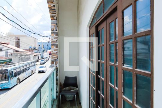 Varanda do Quarto 1 de casa à venda com 2 quartos, 480m² em Vila Rio de Janeiro, Guarulhos