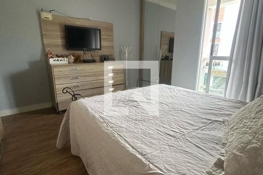 Quarto de casa à venda com 3 quartos, 190m² em Vila Pires, Santo André