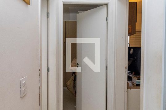 Corredor de apartamento para alugar com 2 quartos, 100m² em Tremembé, São Paulo
