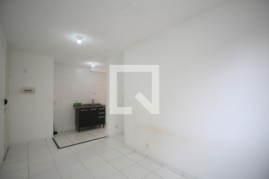 Sala de apartamento para alugar com 2 quartos, 48m² em Vila Pirajussara, São Paulo