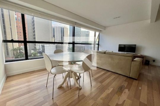 Apartamento à venda com 1 quarto, 63m² em Vila Olímpia, São Paulo