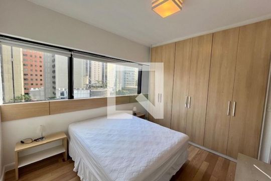 Apartamento à venda com 1 quarto, 63m² em Vila Olímpia, São Paulo