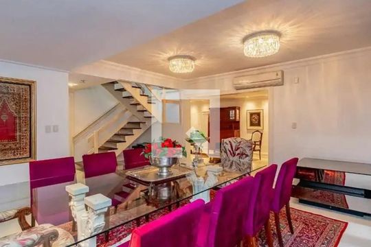 Sala de casa à venda com 3 quartos, 307m² em Menino Deus, Porto Alegre