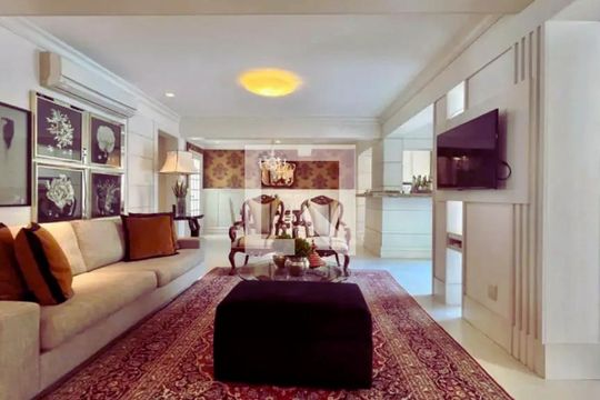 Sala de casa à venda com 3 quartos, 307m² em Menino Deus, Porto Alegre