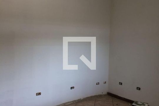 Quarto de casa à venda com 3 quartos, 240m² em Vila Yolanda, Osasco
