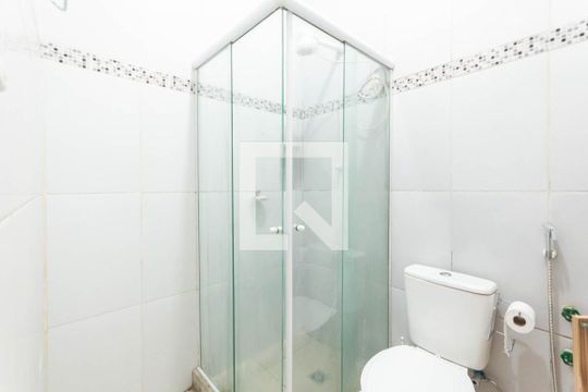 Banheiro de apartamento à venda com 1 quarto, 32m² em Imperial de São Cristóvão, Rio de Janeiro