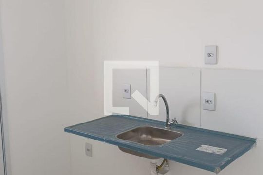 Apartamento à venda com 1 quarto, 43m² em Jardim Tres Irmaos, Taboão da Serra