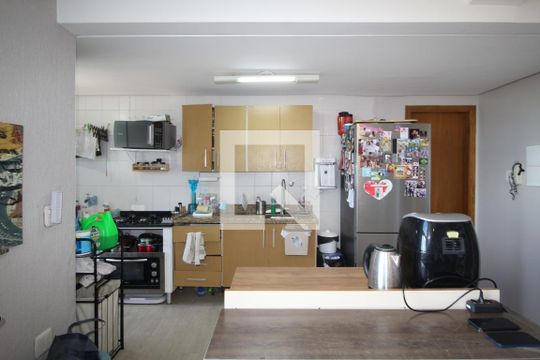 Sala/Cozinha de apartamento à venda com 4 quartos, 123m² em Jardim Sabará, Porto Alegre