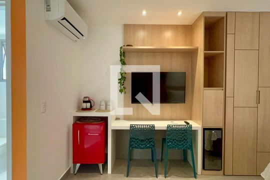 Studio de kitnet/studio para alugar com 1 quarto, 29m² em Pompeia, São Paulo