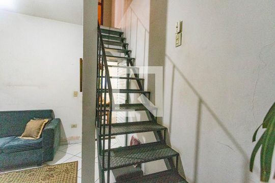 Casa 1 - Escada  de casa à venda com 4 quartos, 384m² em Americanópolis, São Paulo