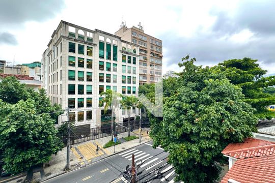 Vista da Sala de apartamento à venda com 2 quartos, 67m² em Jardim Botânico, Rio de Janeiro
