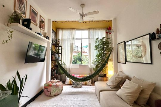 Sala de apartamento à venda com 2 quartos, 67m² em Jardim Botânico, Rio de Janeiro