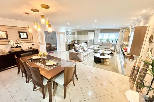 Sala de casa à venda com 5 quartos, 480m² em Água Fria, São Paulo