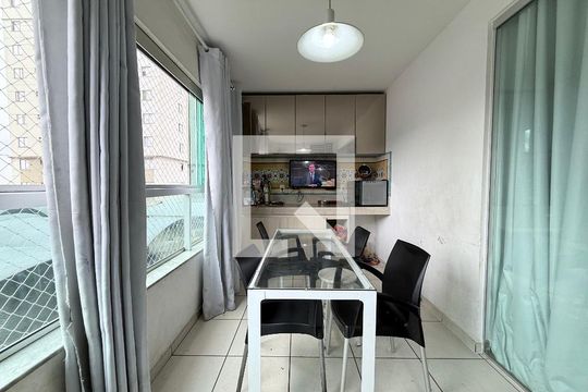 Apartamento à venda com 3 quartos, 83m² em Castelo, Belo Horizonte